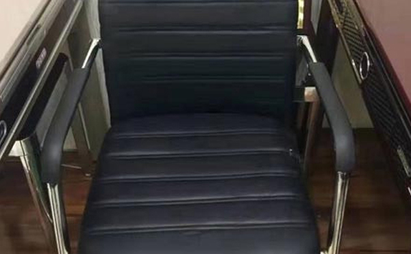 2025年什么牌子头屯河麻将椅好?选购与保养避坑指南 2025年什么牌子头屯河麻将椅好?选购与保养避坑指南